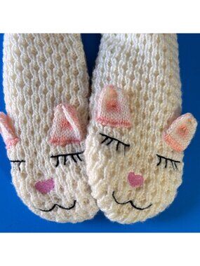 Cute Cozy Just Cozy Knit Slipper Socks Llama Face Design Small Medium 5-8 Ladies